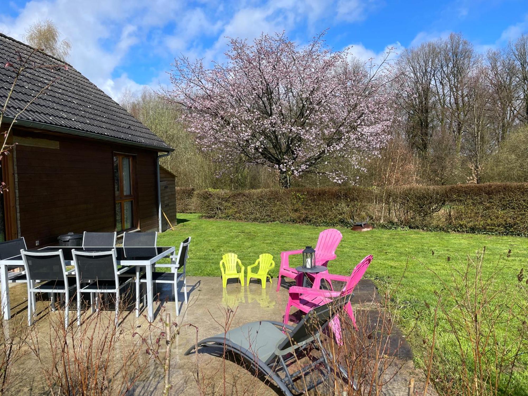 Cottage Chaleureux Dans Domaine Prive Signy-le-Petit Eksteriør bilde